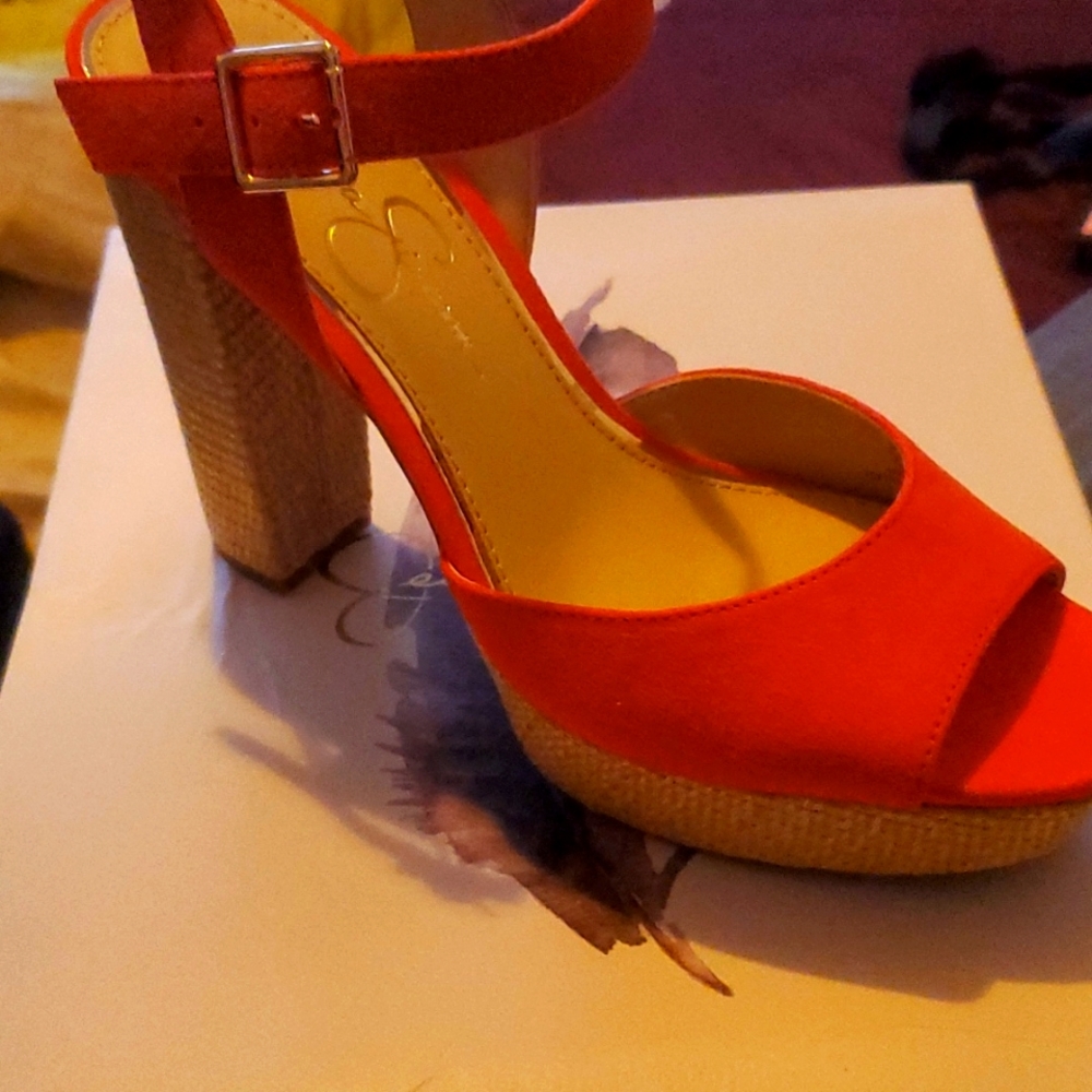 Jessica Simpsons Orange Priella Platform Sandal 9.5